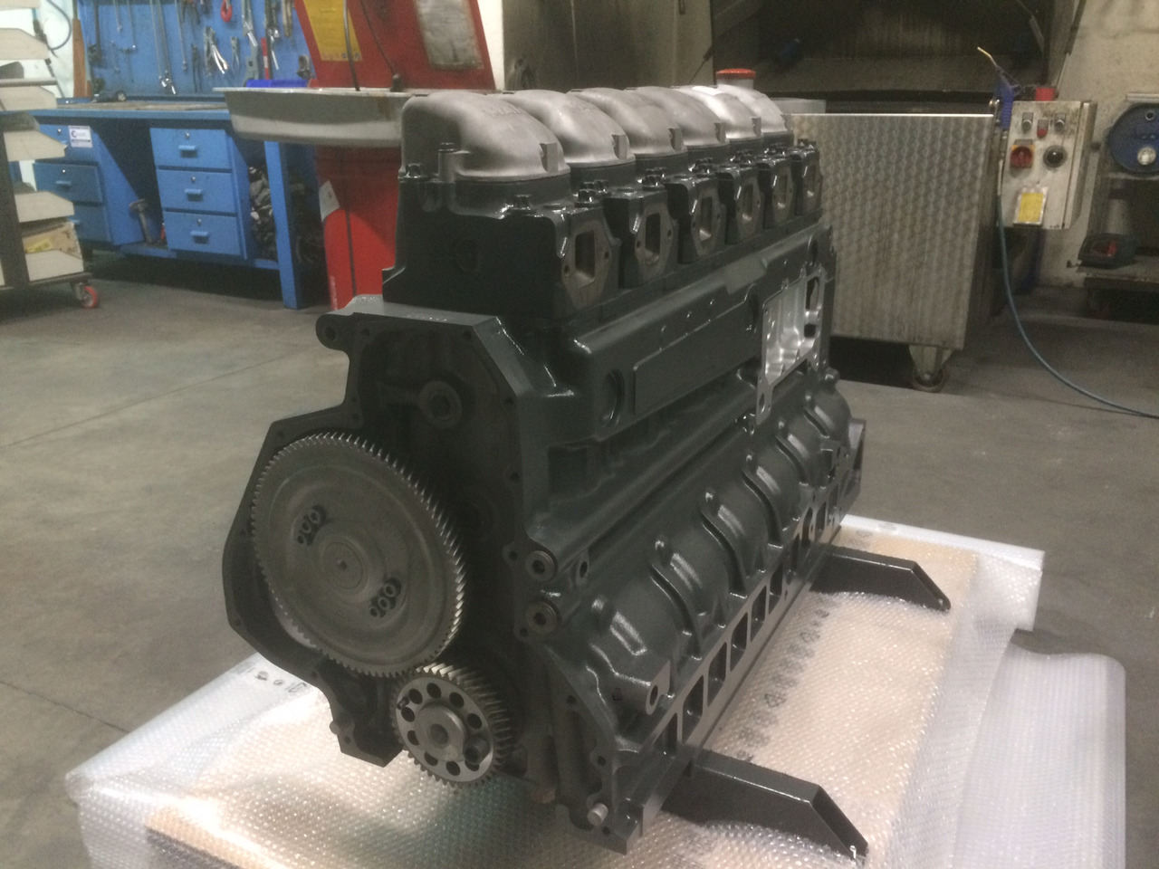 MOTORE MAN D2866LOH20 - Двигатель: фото 5 MOTORE MAN D2866LOH20 - Двигатель: фото 5