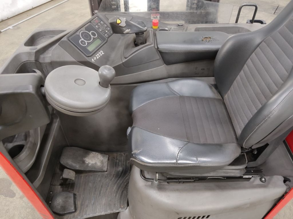 LINDE R25F - Ричтрак: фото 3 LINDE R25F - Ричтрак: фото 3