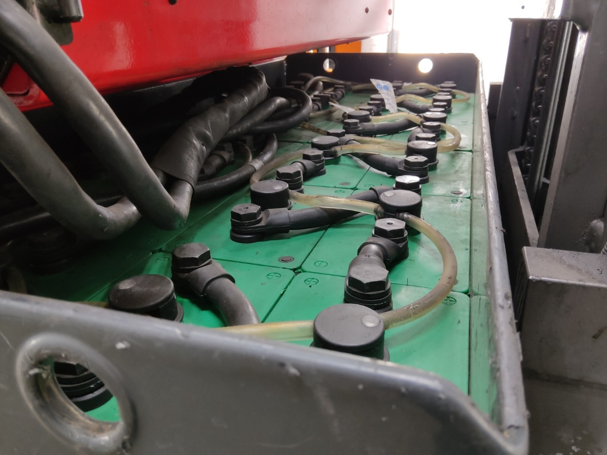 LINDE R25F - Ричтрак: фото 4 LINDE R25F - Ричтрак: фото 4