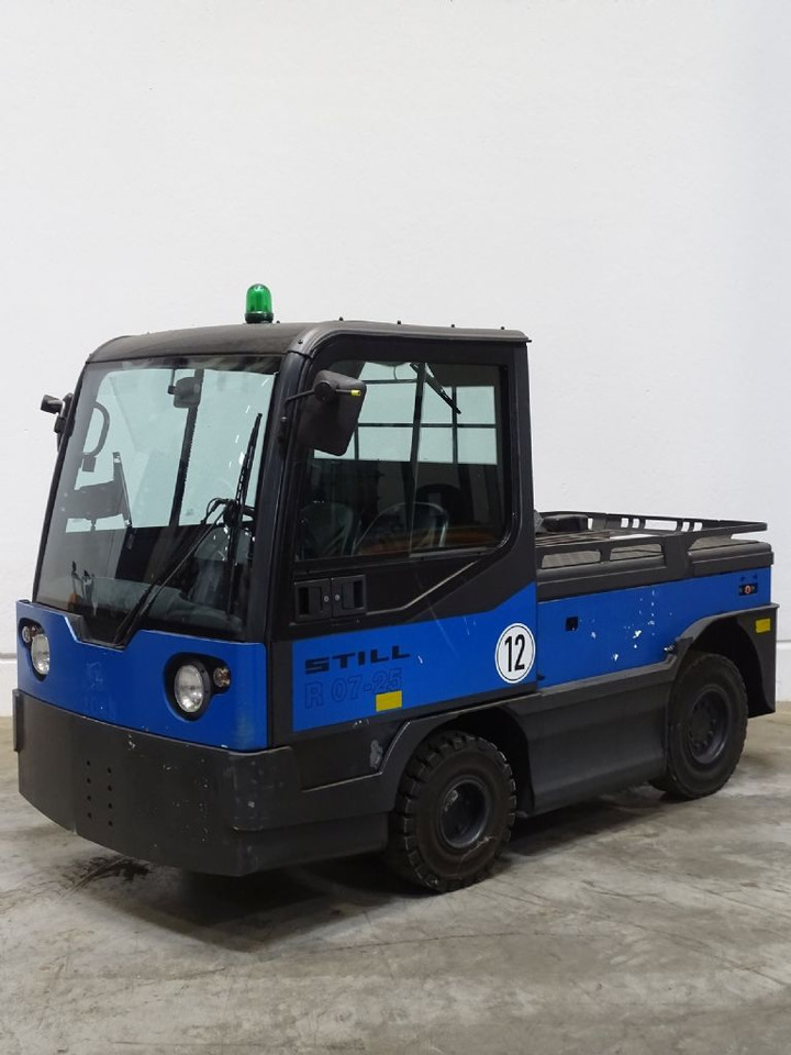 Linde P250 - Складской тягач: фото 5 Linde P250 - Складской тягач: фото 5