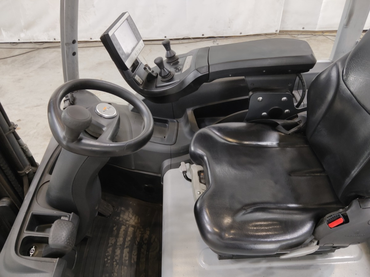 STILL RX20-16P - Электропогрузчик: фото 3 STILL RX20-16P - Электропогрузчик: фото 3