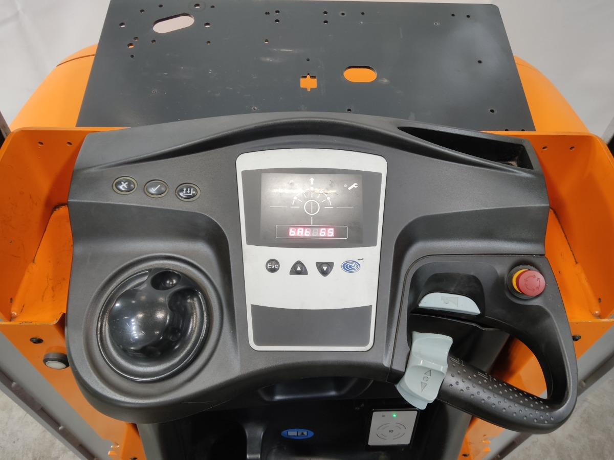 Still EK-X10 - Сборщик заказов: фото 3 Still EK-X10 - Сборщик заказов: фото 3