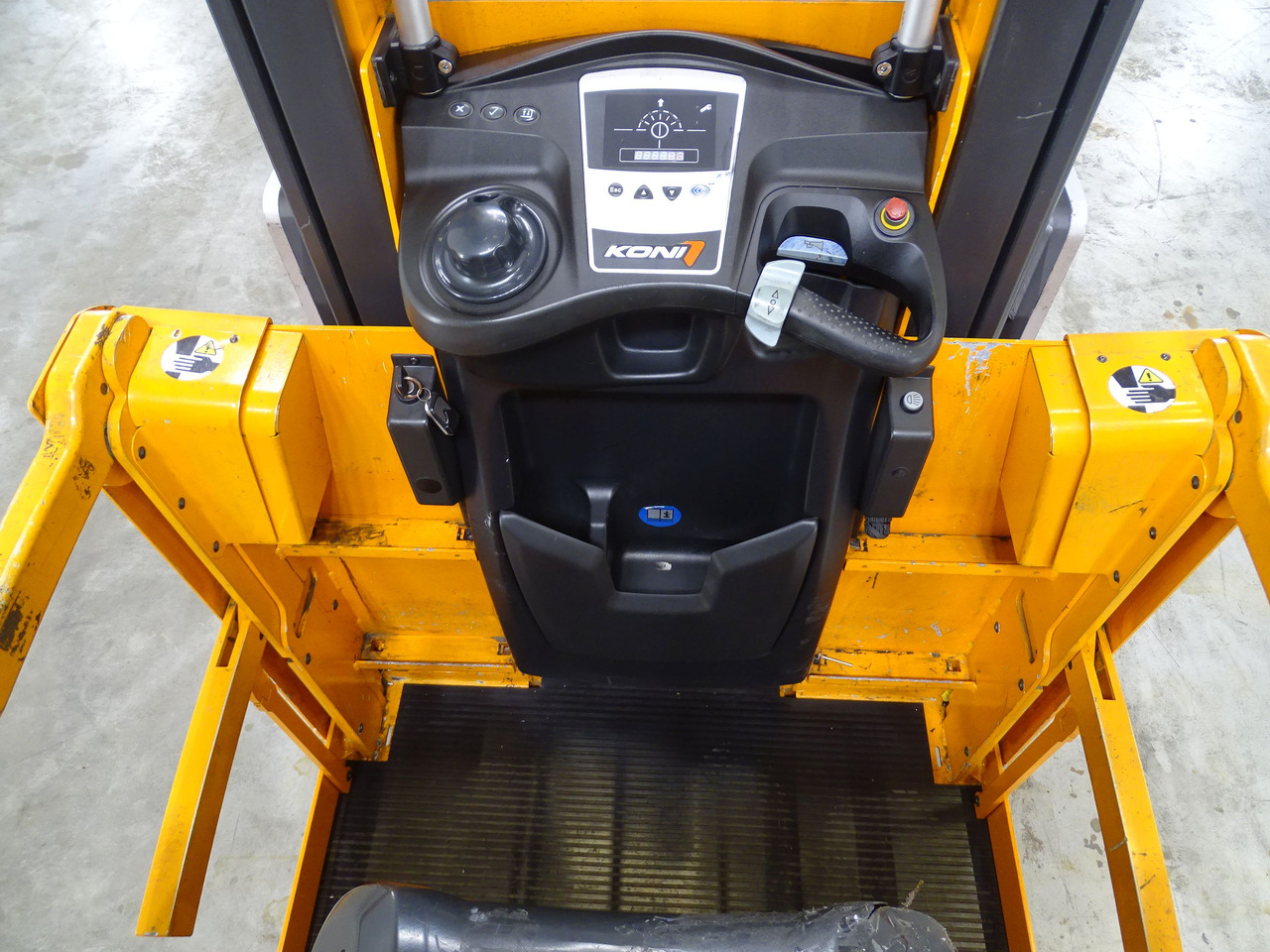 Still EK-X10 - Сборщик заказов: фото 3 Still EK-X10 - Сборщик заказов: фото 3