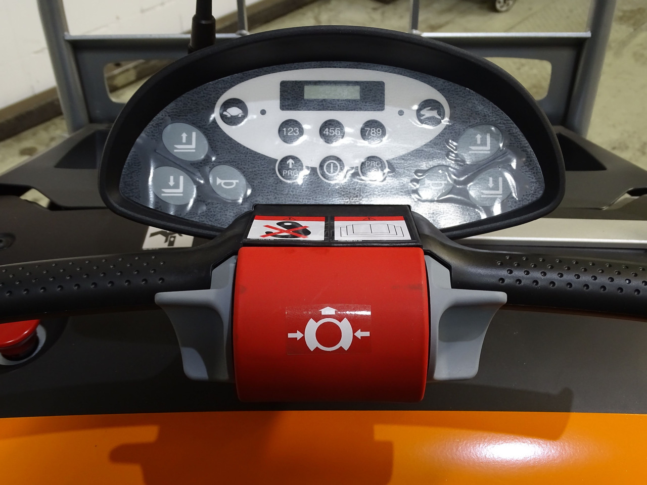 Still EXU-S24 - Тележка: фото 3 Still EXU-S24 - Тележка: фото 3