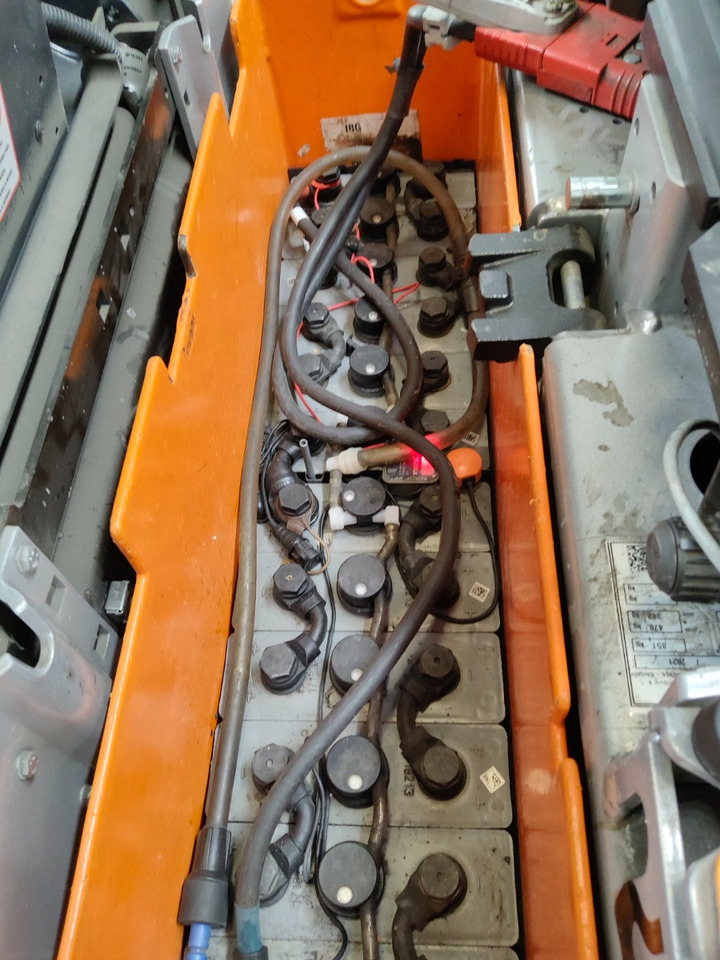 Still LTX50 - Складской тягач: фото 4 Still LTX50 - Складской тягач: фото 4
