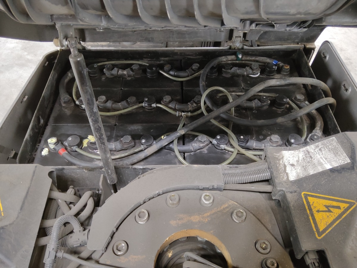 Still RX50-15 - Электропогрузчик: фото 4 Still RX50-15 - Электропогрузчик: фото 4