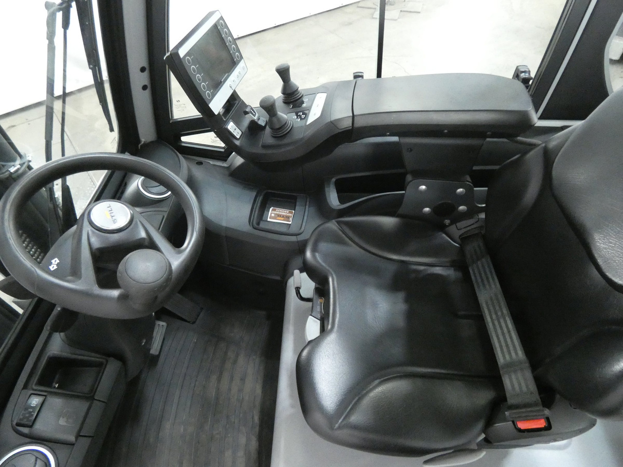 Still RX60-30/BRONZE/BATT.NEU - Электропогрузчик: фото 3 Still RX60-30/BRONZE/BATT.NEU - Электропогрузчик: фото 3