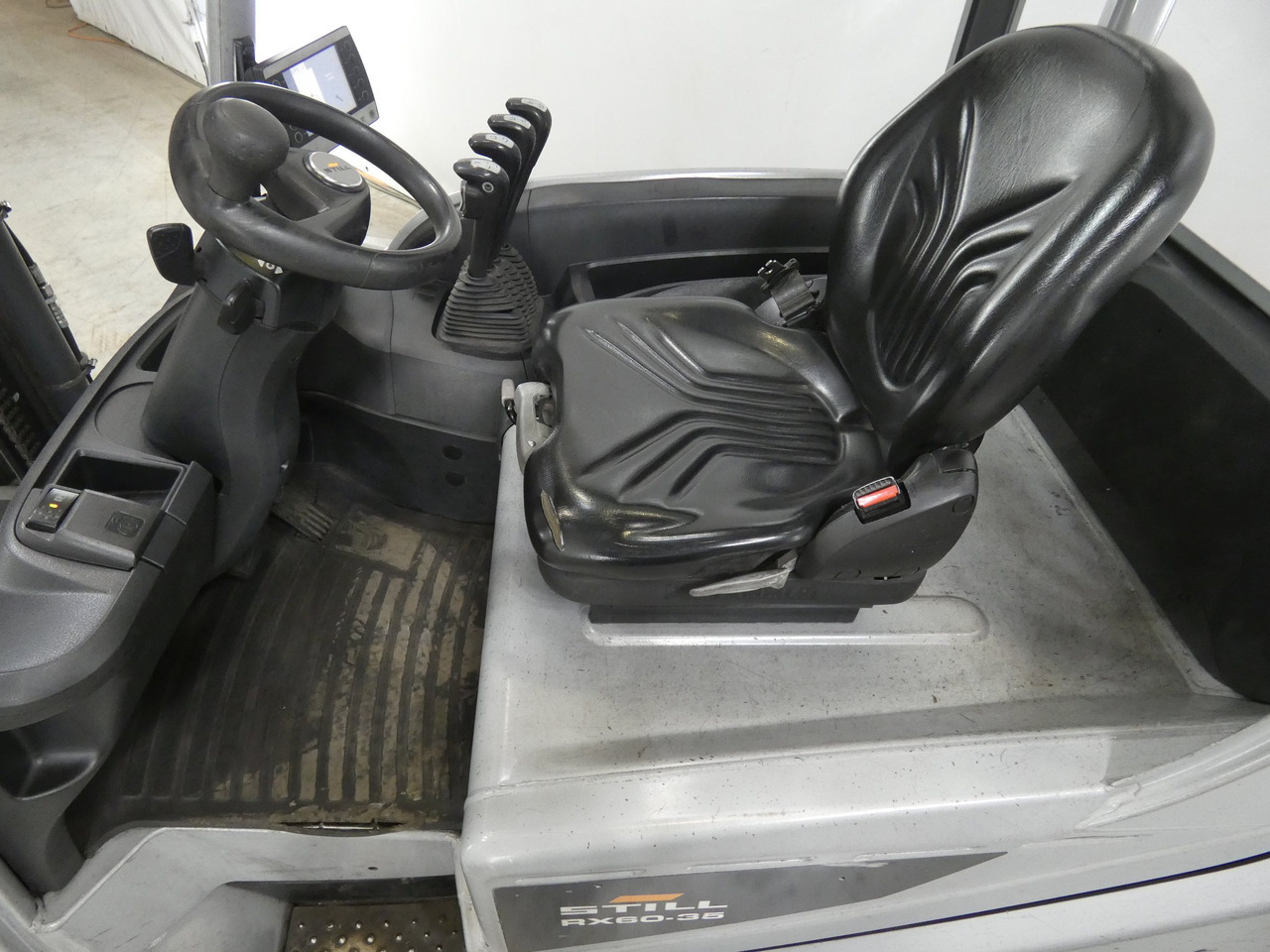 Still RX60-35L - Электропогрузчик: фото 3 Still RX60-35L - Электропогрузчик: фото 3