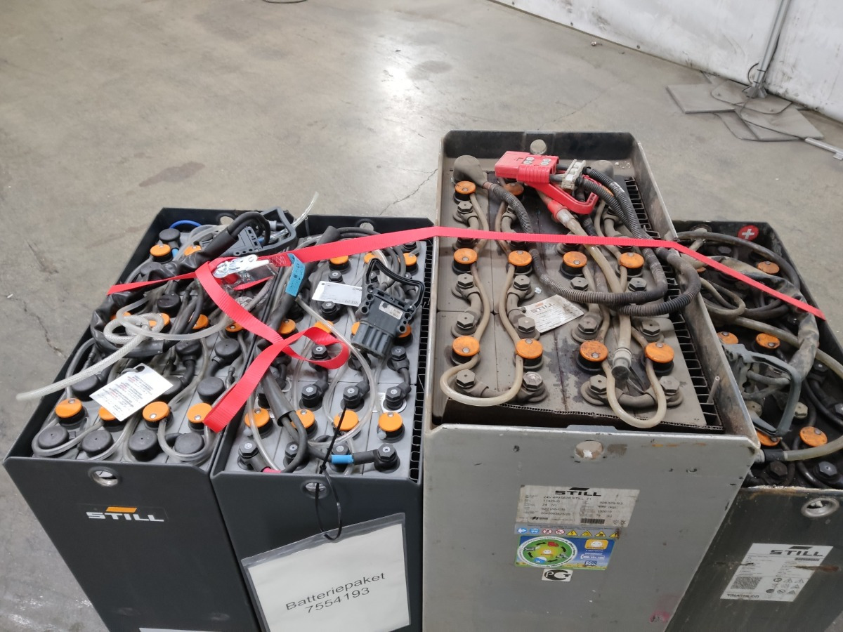 Weitere 4XBATTERIEN - Аккумулятор для Погрузочно-разгрузочной техники: фото 3 Weitere 4XBATTERIEN - Аккумулятор для Погрузочно-разгрузочной техники: фото 3