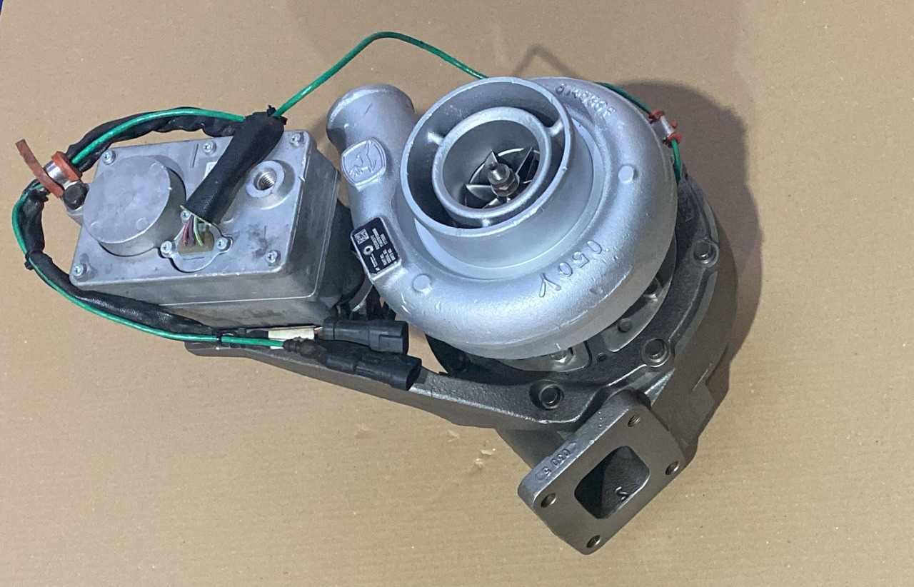 BorgWarner RE536375 JOHN DEERE TRAKTOR - Турбина для Тракторов: фото 3 BorgWarner RE536375 JOHN DEERE TRAKTOR - Турбина для Тракторов: фото 3