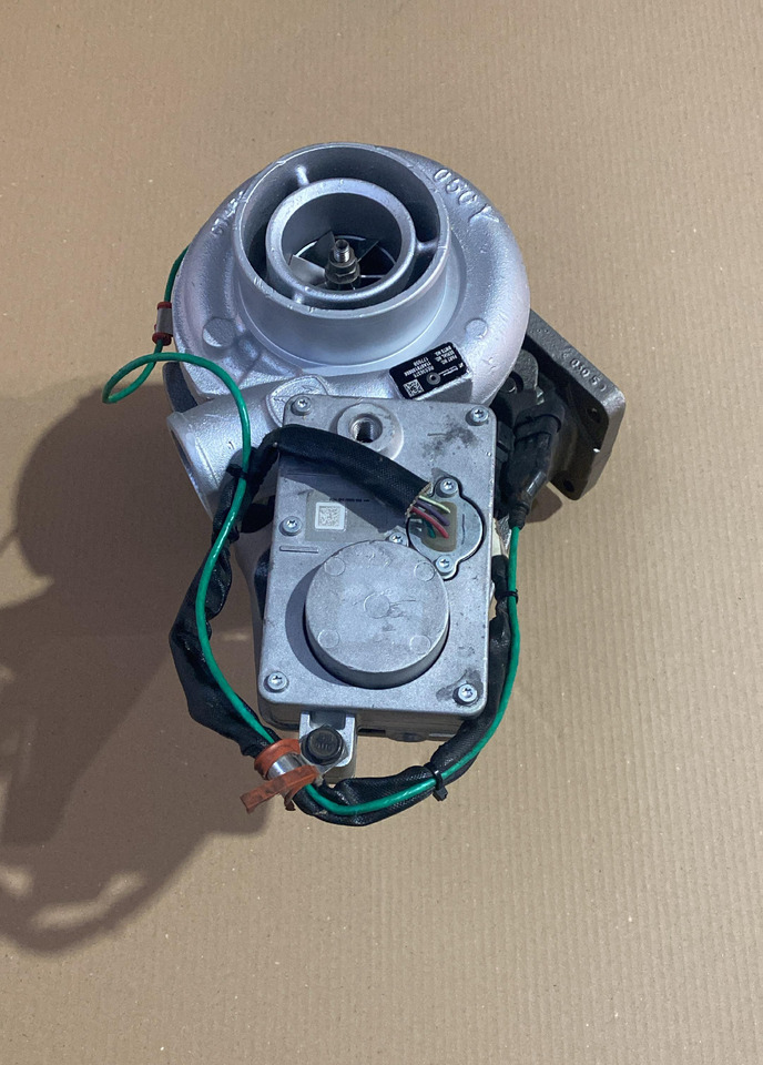 BorgWarner RE536375 JOHN DEERE TRAKTOR - Турбина для Тракторов: фото 4 BorgWarner RE536375 JOHN DEERE TRAKTOR - Турбина для Тракторов: фото 4