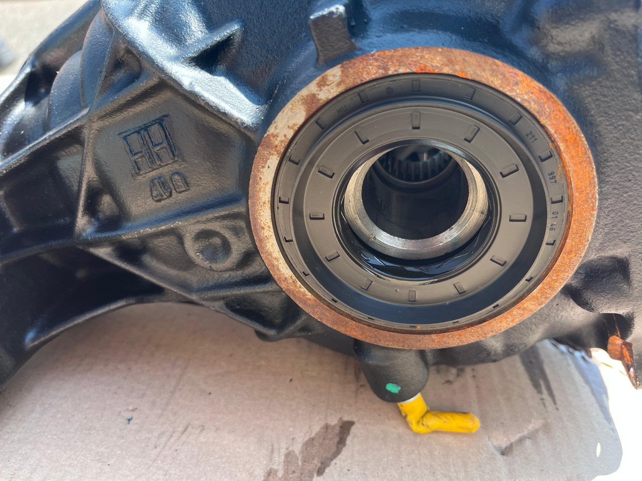 MERCEDES-BENZ Mercedes Benz Rear Axle Differential A1663510605 - Дифференциал: фото 4 MERCEDES-BENZ Mercedes Benz Rear Axle Differential A1663510605 - Дифференциал: фото 4