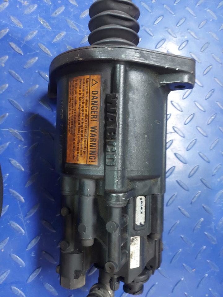 WABCO 9701500080 FUSO (MITSUBISHI)MX912186 MERCEDES-BENZA0002501562 - Сцепление и запчасти для Грузовиков: фото 3 WABCO 9701500080 FUSO (MITSUBISHI)MX912186 MERCEDES-BENZA0002501562 - Сцепление и запчасти для Грузовиков: фото 3