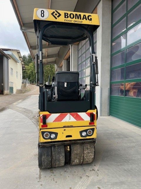 BOMAG BW 100 AC-5 - Комбинированный каток: фото 5 BOMAG BW 100 AC-5 - Комбинированный каток: фото 5