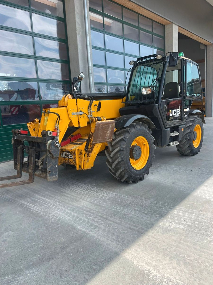 JCB 535-125 - Телескопический погрузчик: фото 3 JCB 535-125 - Телескопический погрузчик: фото 3