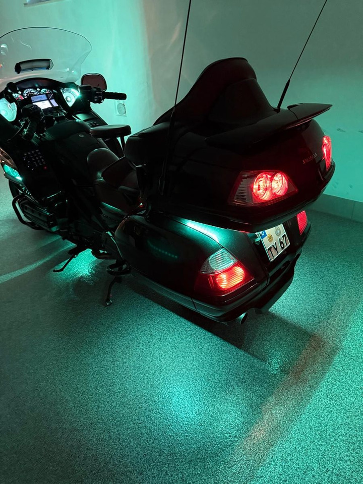 Honda GL1800 SC47*Krossline*Audio*Wilbers*SR Racing лизинг Honda GL1800 SC47*Krossline*Audio*Wilbers*SR Racing: фото 10