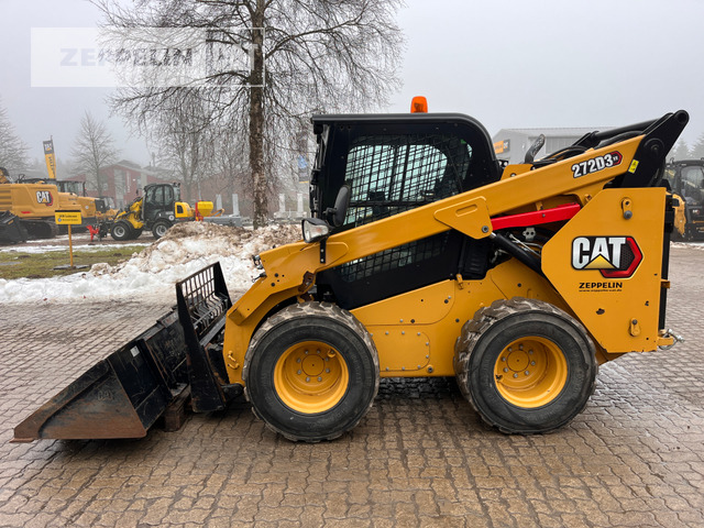 Cat 272D2 - Мини-погрузчик с бортовым поворотом: фото 2 Cat 272D2 - Мини-погрузчик с бортовым поворотом: фото 2