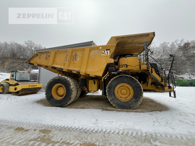 Cat 775G - Карьерный самосвал: фото 2 Cat 775G - Карьерный самосвал: фото 2