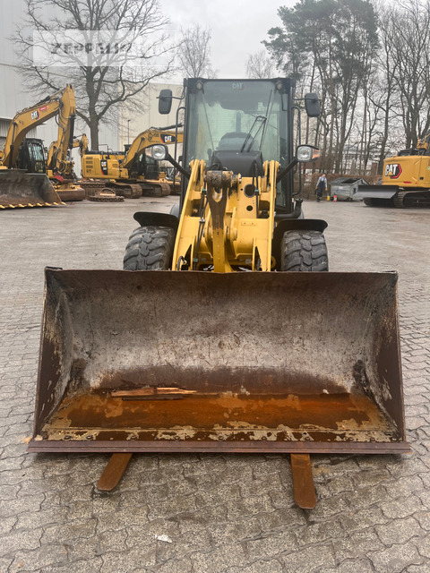 Cat 907M - Колёсный погрузчик: фото 2 Cat 907M - Колёсный погрузчик: фото 2