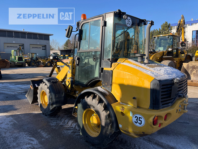 Cat 908M - Колёсный погрузчик: фото 3 Cat 908M - Колёсный погрузчик: фото 3