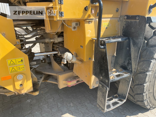 Колёсный погрузчик Cat 950M: фото 16