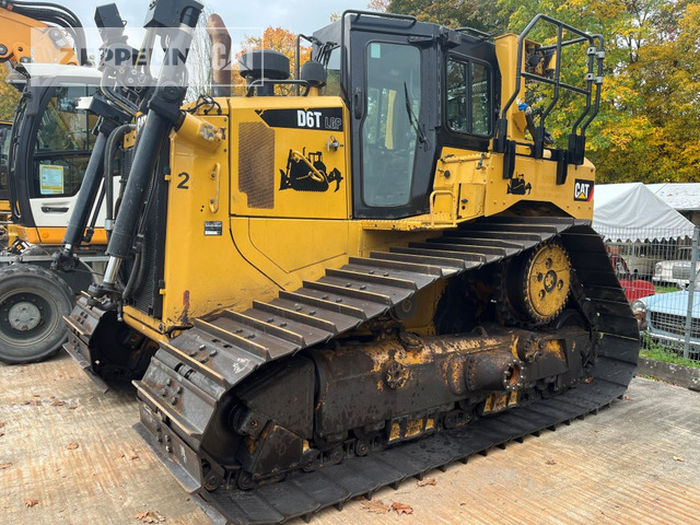 Cat D6TM - Бульдозер: фото 2 Cat D6TM - Бульдозер: фото 2