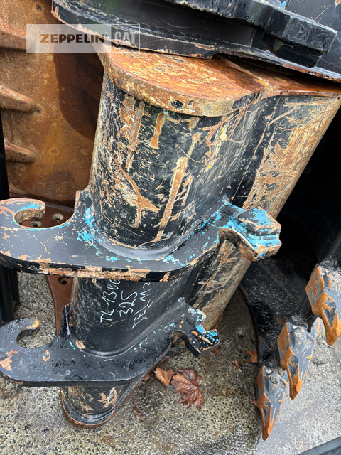 Cat UTL1300mm CW40S - Ковш для экскаватора: фото 3 Cat UTL1300mm CW40S - Ковш для экскаватора: фото 3