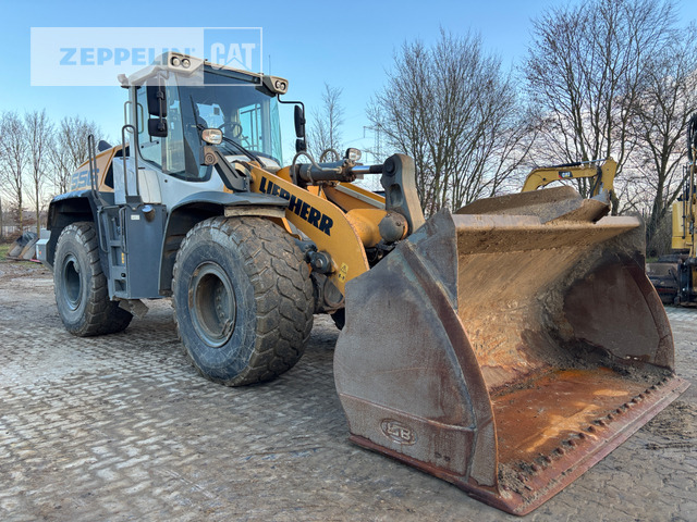 Liebherr L556 - Колёсный погрузчик: фото 3 Liebherr L556 - Колёсный погрузчик: фото 3