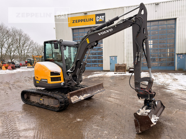 Volvo EC50 - Мини-экскаватор: фото 1 Volvo EC50 - Мини-экскаватор: фото 1