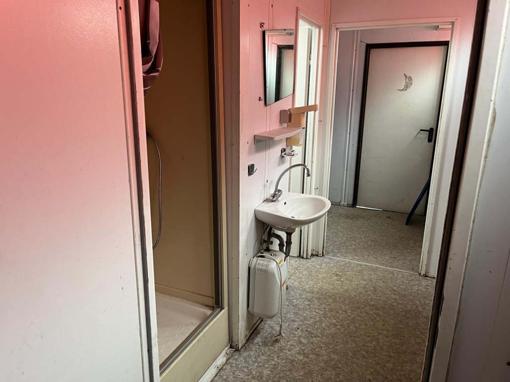 Abrollcontainer Containeranlage für Asbestsanierung - Крюковой мультилифт: фото 3 Abrollcontainer Containeranlage für Asbestsanierung - Крюковой мультилифт: фото 3