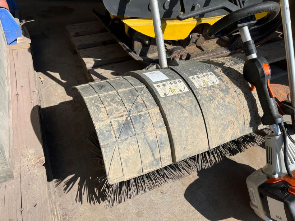 Stihl Stihl Kombimotor Kleinteile KM 131/R - Садовое оборудование: фото 2 Stihl Stihl Kombimotor Kleinteile KM 131/R - Садовое оборудование: фото 2