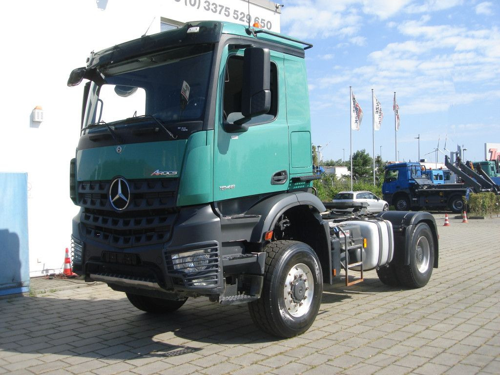 Тягач Mercedes-Benz Arocs 1848 4x4 SZM Richtige 4x4 Allrad !!! Kipph: фото 1