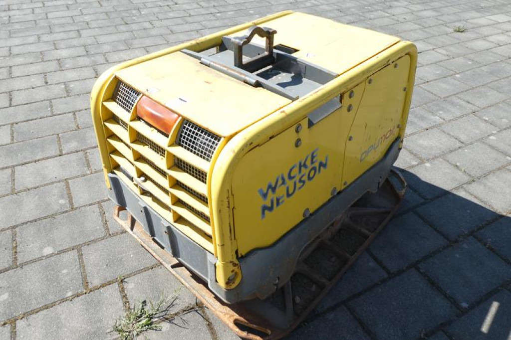 Wacker Neuson SE Rüttelplatte DPU 110rLem970 Baumaschine inkl. Fernbedienung лизинг Wacker Neuson SE Rüttelplatte DPU 110rLem970 Baumaschine inkl. Fernbedienung: фото 7 Wacker Neuson SE Rüttelplatte DPU 110rLem970 Baumaschine inkl. Fernbedienung лизинг Wacker Neuson SE Rüttelplatte DPU 110rLem970 Baumaschine inkl. Fernbedienung: фото 7