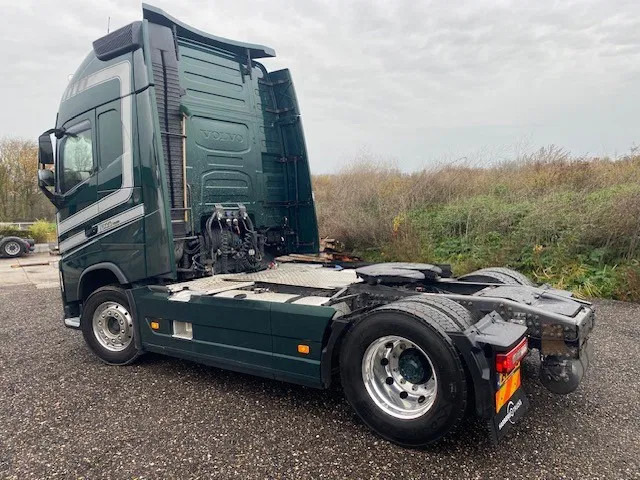 Volvo FH 500 XL euro 6 full spoilered, 2 x tank, modeljaar 2017 - Тягач: фото 4 Volvo FH 500 XL euro 6 full spoilered, 2 x tank, modeljaar 2017 - Тягач: фото 4