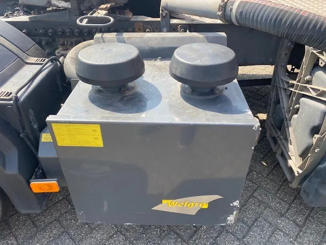 Volvo FM 410 trekker euro 6 met pto compressor - Тягач: фото 3 Volvo FM 410 trekker euro 6 met pto compressor - Тягач: фото 3