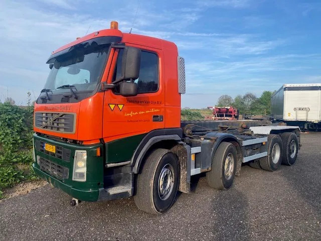 Volvo FM 440 8x4 ,containersysteem, handgeschakeld, luchtvering, naafreductie... - Тросовый мультилифт: фото 1 Volvo FM 440 8x4 ,containersysteem, handgeschakeld, luchtvering, naafreductie... - Тросовый мультилифт: фото 1
