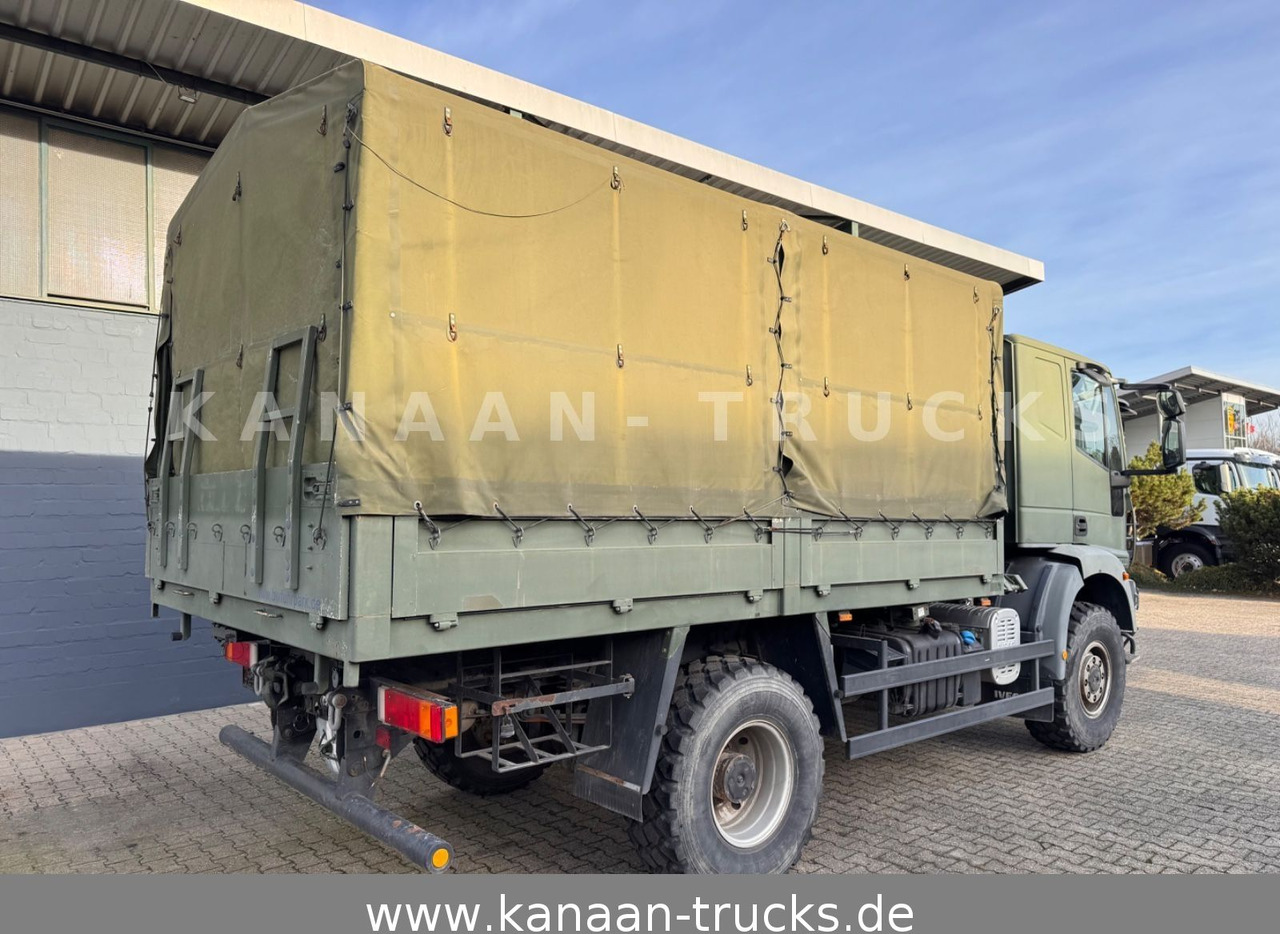 Iveco ML100E22WM-BW 4x4 Camper Exped - Тентованный грузовик: фото 4 Iveco ML100E22WM-BW 4x4 Camper Exped - Тентованный грузовик: фото 4