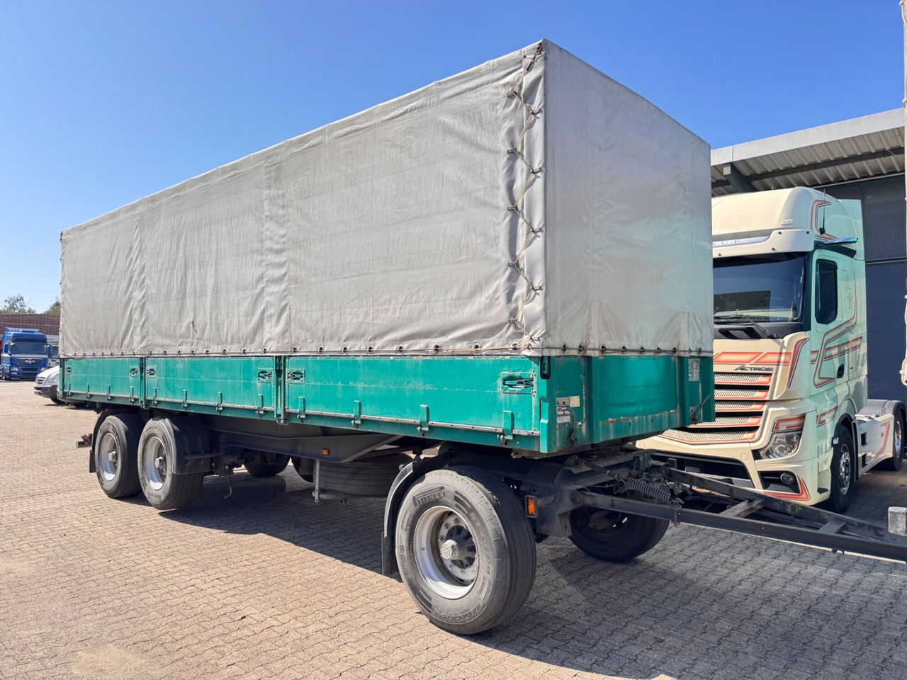 KUMMLIN 3-Achs Getreide Kipper 3 Seiten Liftachs - Самосвальный прицеп: фото 2 KUMMLIN 3-Achs Getreide Kipper 3 Seiten Liftachs - Самосвальный прицеп: фото 2