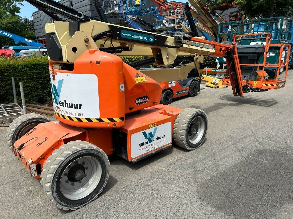 JLG E 450 AJ - Коленчатый подъемник: фото 1 JLG E 450 AJ - Коленчатый подъемник: фото 1