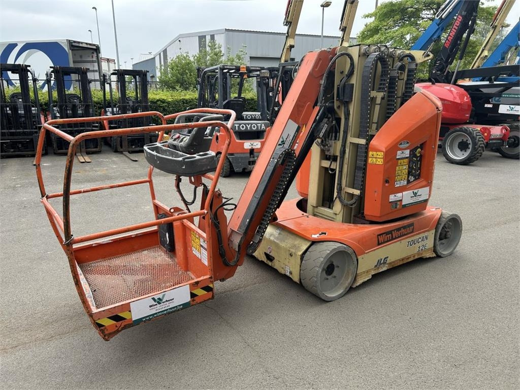 JLG Toucan 12E (1933) - Вертикальный мачтовый подъемник: фото 3 JLG Toucan 12E (1933) - Вертикальный мачтовый подъемник: фото 3