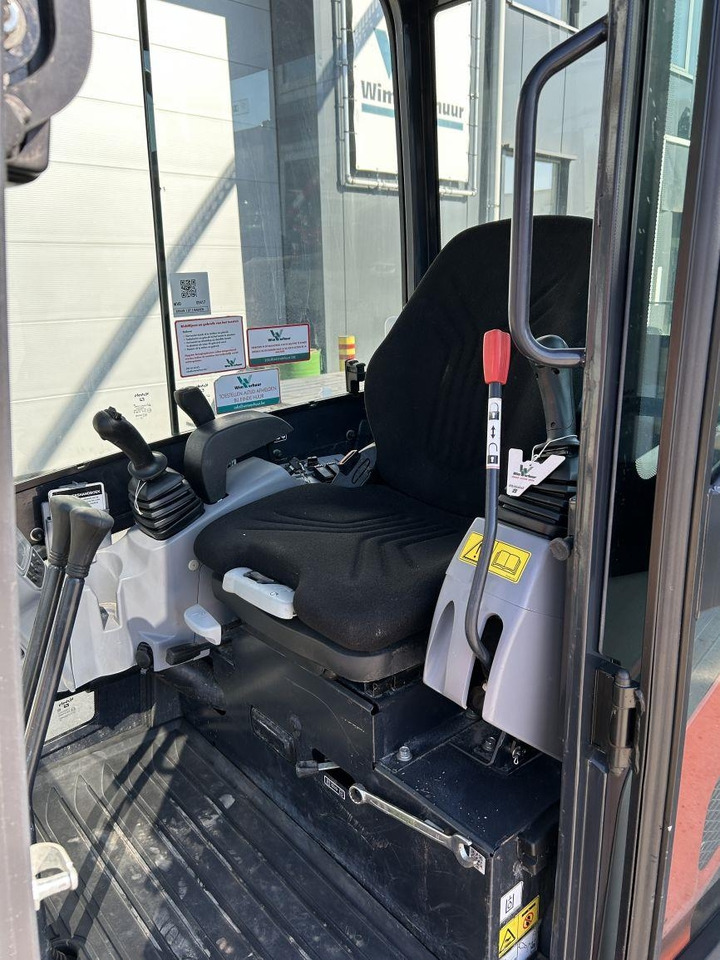 Мини-экскаватор Kubota KX019-4 HI (9417): фото 13 Мини-экскаватор Kubota KX019-4 HI (9417): фото 13