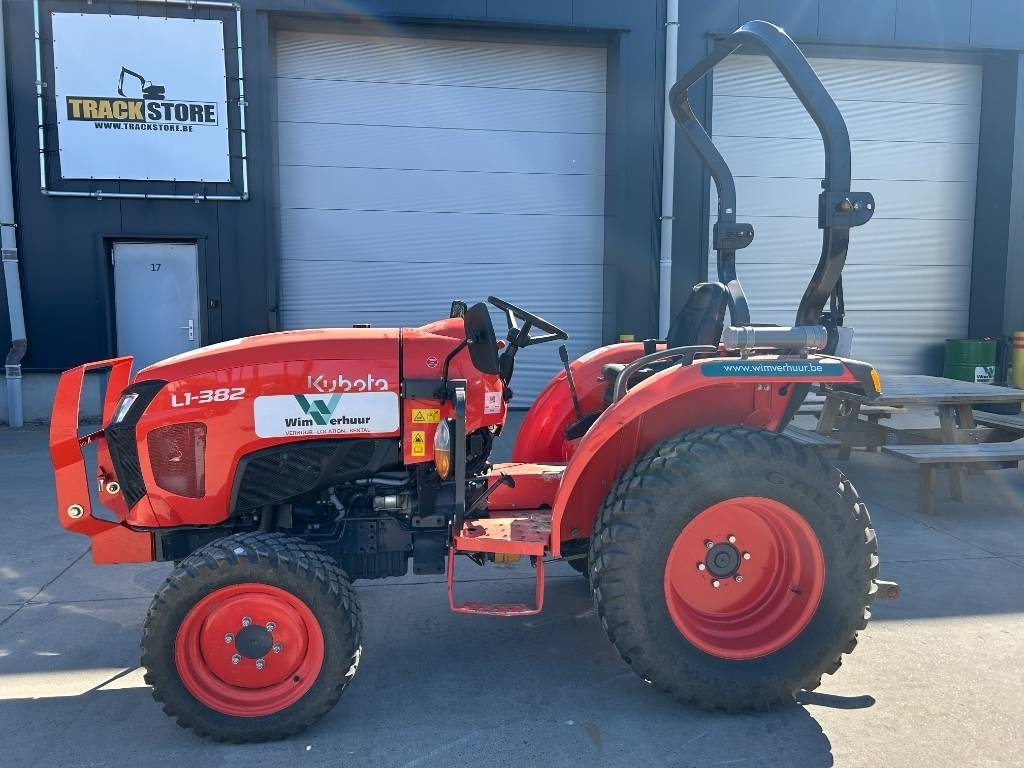Kubota L1-382 HST - Коммунальный трактор: фото 1 Kubota L1-382 HST - Коммунальный трактор: фото 1
