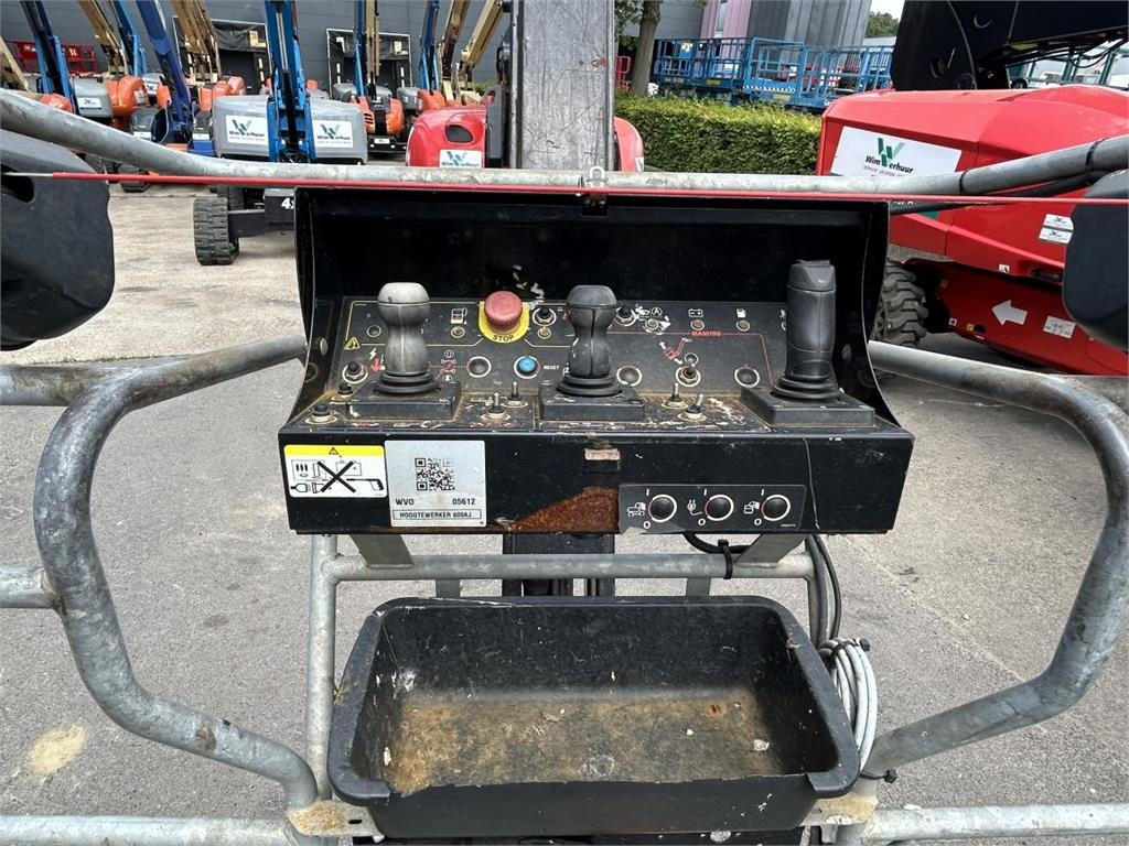 Manitou 200 ATJ RC ST5 (5612) - Коленчатый подъемник: фото 4 Manitou 200 ATJ RC ST5 (5612) - Коленчатый подъемник: фото 4