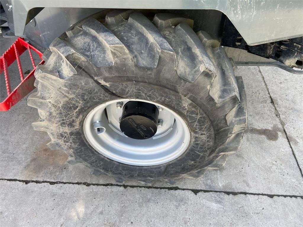 Мини-самосвал Wacker Neuson Neuson DW30 (8134): фото 12 Мини-самосвал Wacker Neuson Neuson DW30 (8134): фото 12