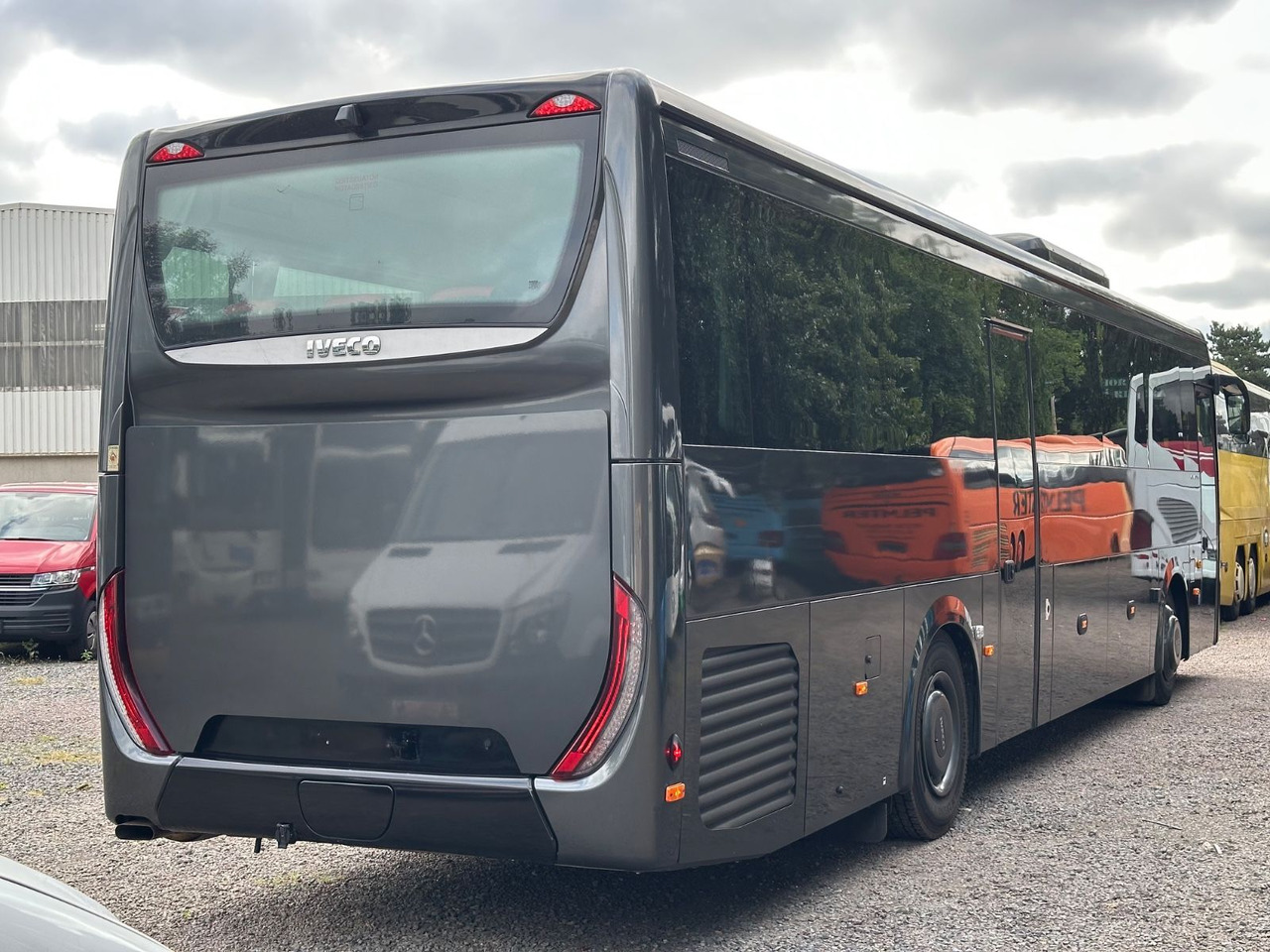 Iveco EVADYS H (55 Sitze*Schalt*176 tKm) - Микроавтобус, Пассажирский фургон: фото 2 Iveco EVADYS H (55 Sitze*Schalt*176 tKm) - Микроавтобус, Пассажирский фургон: фото 2