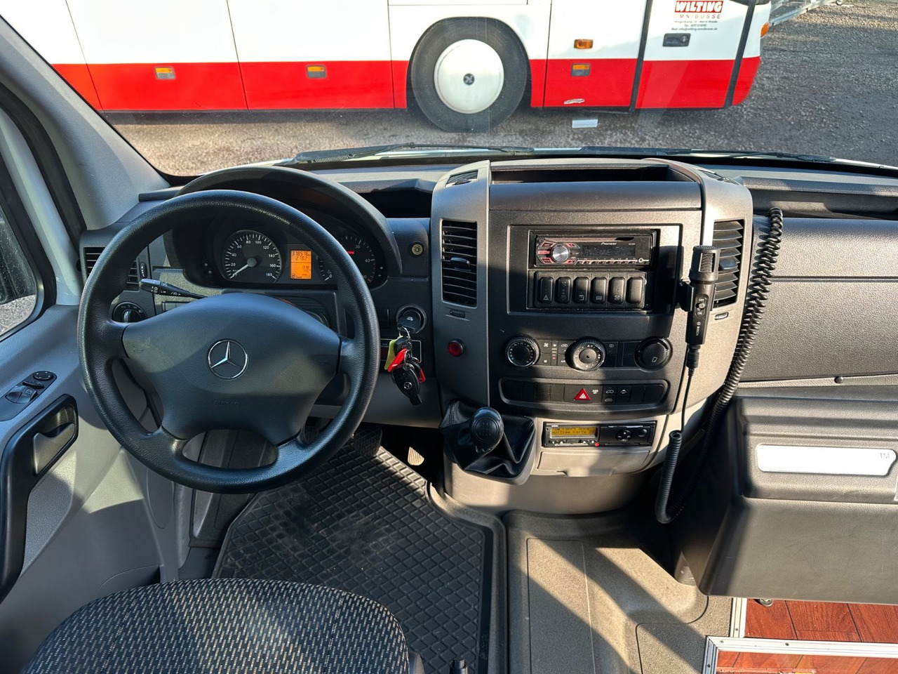 Mercedes-Benz Sprinter Altas 516 CDi Multiline (DE*AC*Reise) Mercedes-Benz Sprinter Altas 516 CDi Multiline (DE*AC*Reise) лизинг Mercedes-Benz Sprinter Altas 516 CDi Multiline (DE*AC*Reise) Mercedes-Benz Sprinter Altas 516 CDi Multiline (DE*AC*Reise): фото 13