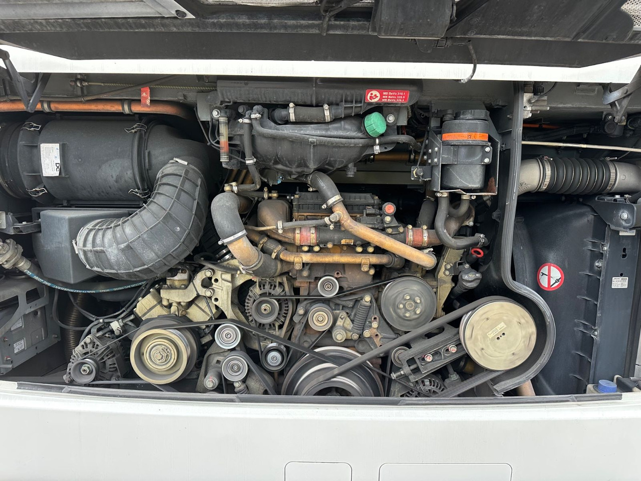 Mercedes-Benz Tourismo O350 17 RHD-L (60 Sitze*341.tKM*DE*TOP) - Туристический автобус: фото 4 Mercedes-Benz Tourismo O350 17 RHD-L (60 Sitze*341.tKM*DE*TOP) - Туристический автобус: фото 4