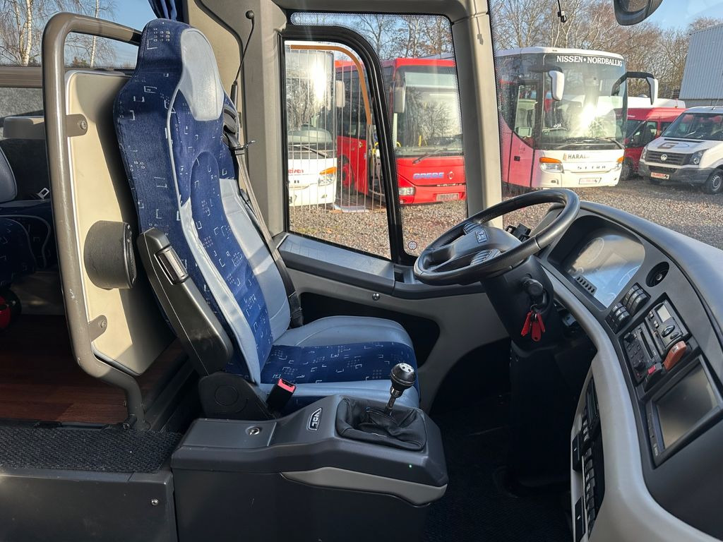 VDL Futura FHD 2 122/440 (Euro 6*DE*wenig Km) - Туристический автобус: фото 5 VDL Futura FHD 2 122/440 (Euro 6*DE*wenig Km) - Туристический автобус: фото 5